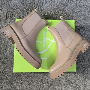 Sam Edelman Laguna Weatherproof Boot NEW size 7